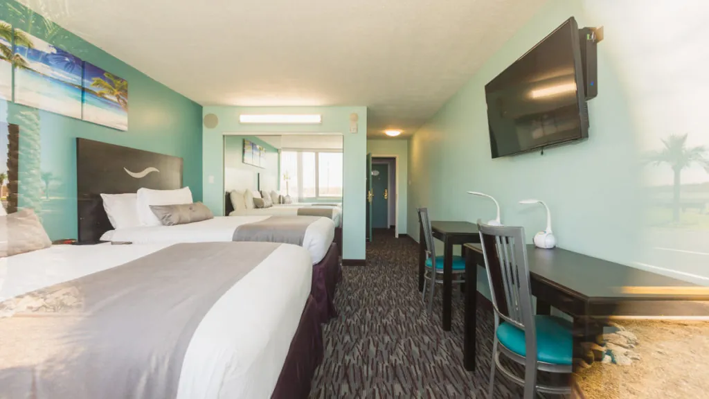 Cali Parc Luxury Semi-Private Rooms