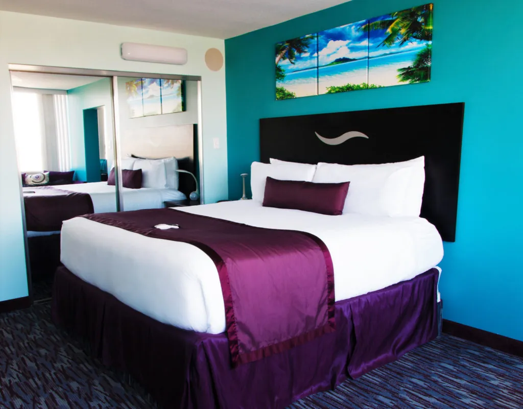 Cali Parc Luxury Private Rooms