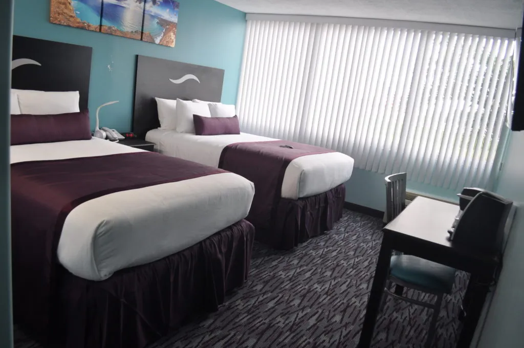 Cali Parc Luxury Semi-Private Rooms