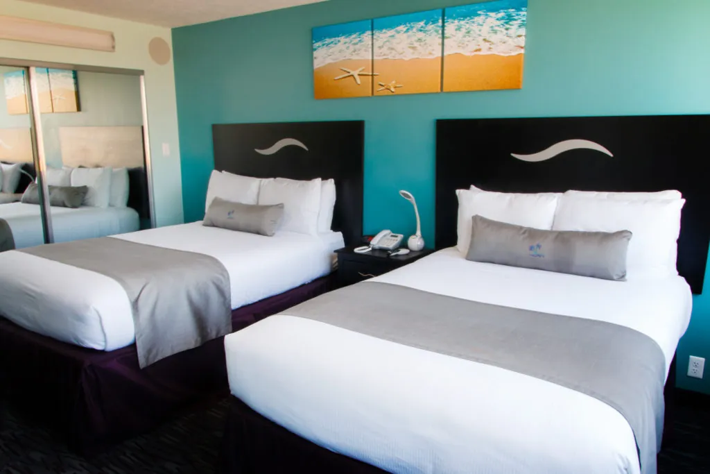 Cali Parc Luxury Semi-Private Rooms